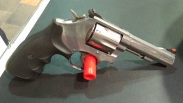 Shooting Bilbao S&W 67 002.jpg