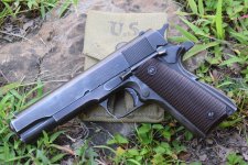 1911A1 Ithaca 008.jpg