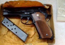 E10-29-11 and guns 011.jpg