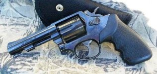 S&W 10-10.JPG