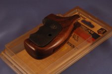 Pachmayr N Frame Grip 3.jpg