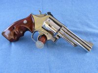 My Smith & Wesson 019.jpg