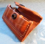 pouch03.jpg