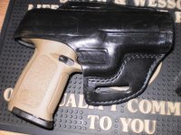 Gould & Goodrich USP Holster.jpg
