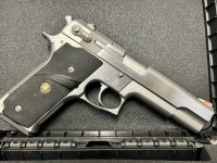 S&W 645 (2).jpg