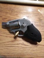 M638-grip.jpg