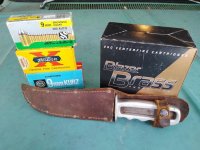AussieKnife with ammo.jpg