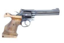 SW16-32Magnum-1.jpg