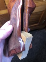 medalist wide grip.jpg