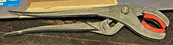 Cannon Plug Pliers.jpg
