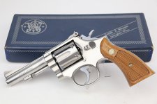 Gun1.jpg