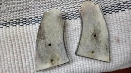 Elk Grips.jpg