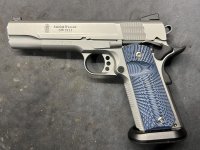 SW1911_1.jpg