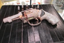 Diamond Gun 2.jpg