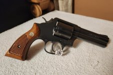 S&W 581 Right side.jpg