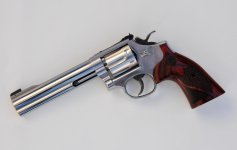 Snow, S&W, 19, 25,617, 64, 64 (2 inch) 010.jpg
