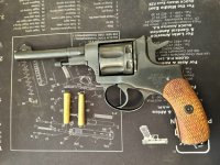 M1895 Nagant(1).jpg