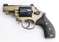 G0422-handguns-556.jpg