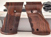 nill 845 grips main 4.jpg