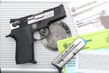 Shorty40_2000_R.jpg