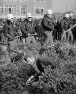 Street BW 98.jpg