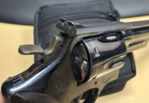 6 SW Mod 29 44 Mag Sight.jpg