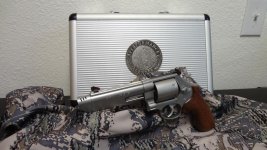 S-W Model 629-5 V-COMP e_e.jpg