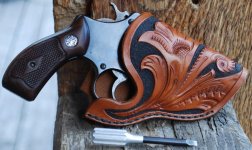 9-'52 Chiefs Special w-holster.jpg