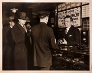 Pic E_Photographer Weegee.jpg