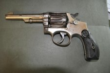 Gun 1 L.jpg