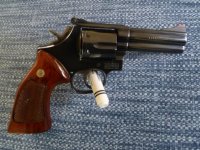 586-01.jpg