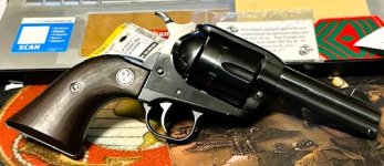 Vaquero Wood Grips.jpg