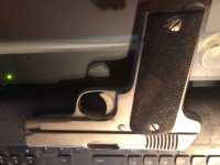 gun1.jpg