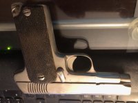 gun2.jpg