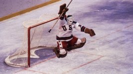 miracle-on-ice-gettyimages-1013917546-2313032670.jpg