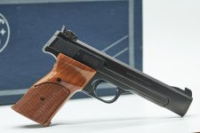 S&W 410093.jpg