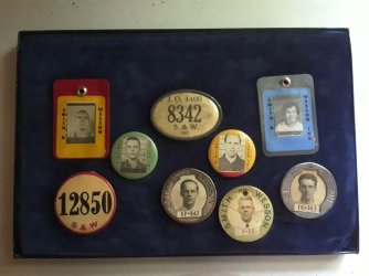 Employee badges 2 (2).jpg