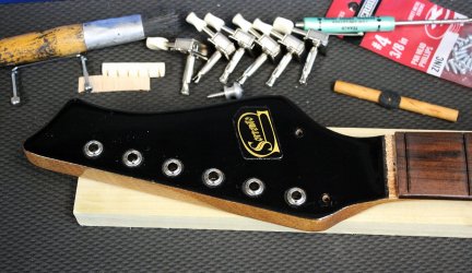 Headstock1.jpg
