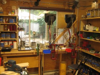 Loading bench small3.JPG