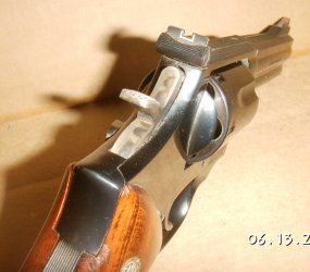 586f.JPG
