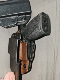 Brown.jpg Brown.jpg