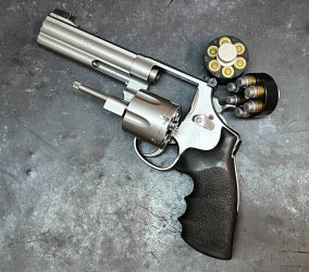 625 & HKS AR.jpg