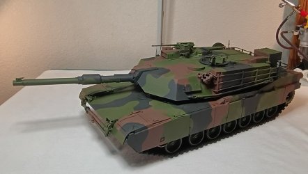 M1A1_4.jpg