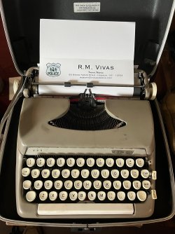 manual typewriter.jpg