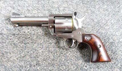 Ruger Blackhawk 40-10mm.jpg