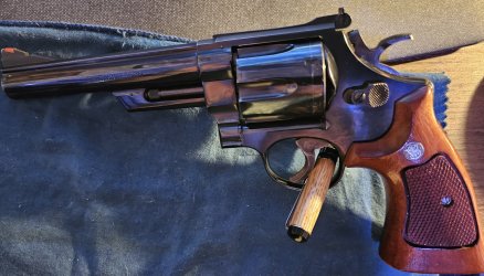 1980m292B.jpg