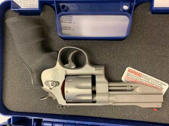 12. S&W 627 Pro.jpg