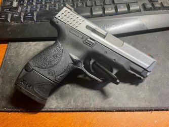 M&P 40c 1.jpg