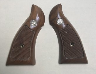 Mod 14 grips.jpg