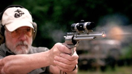 Guy-Miner-shooting-44-Mag-High-Speed-Frame-Grab-Muzzle-Flash-2500-768x432.jpg